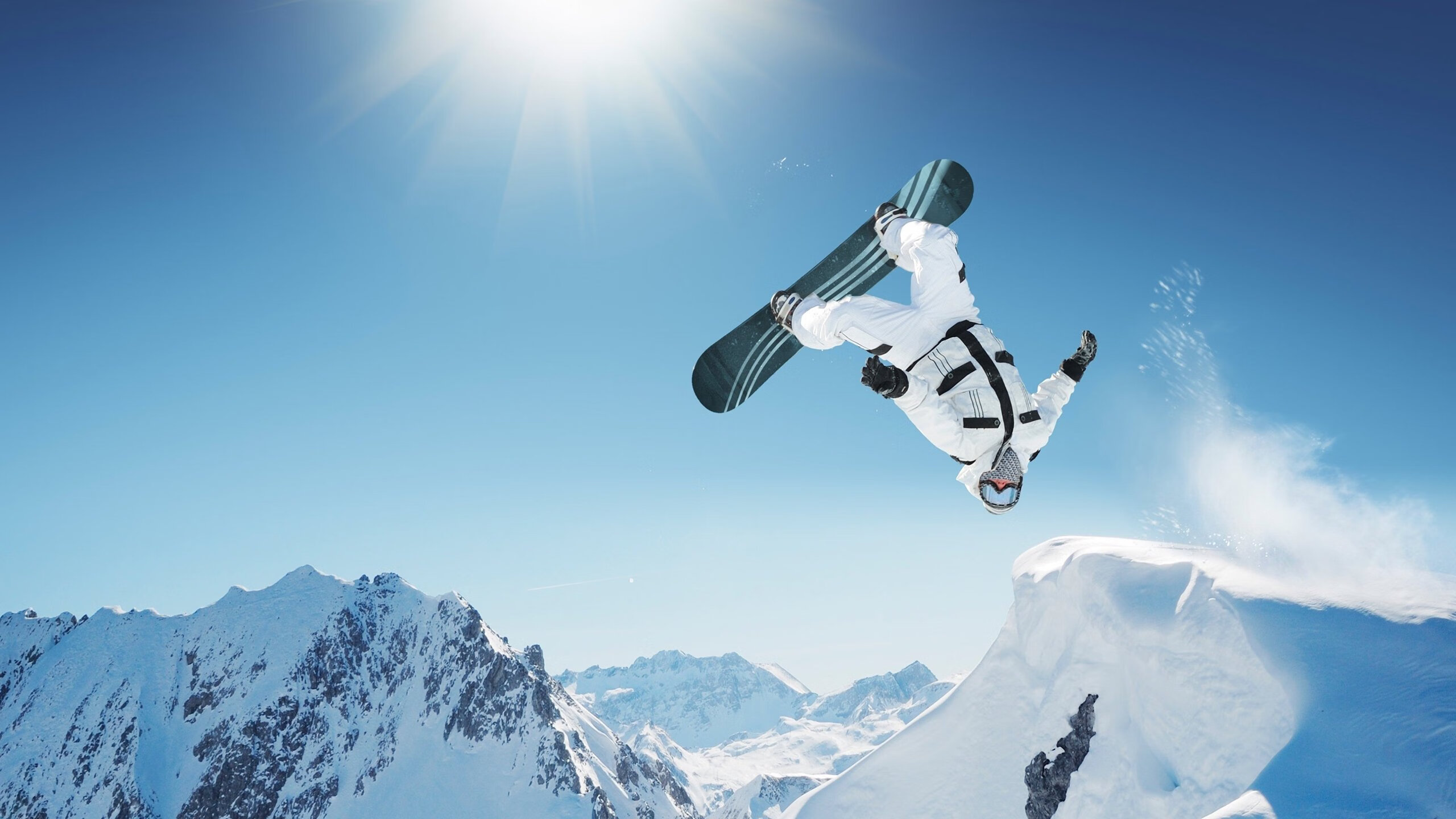 张雨霏挑战新泳姿目标提升出水效率，张雨霏游泳视频